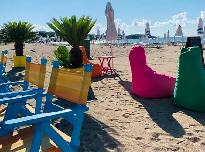 Atlantis Atmosphere Апартаменты Бургас